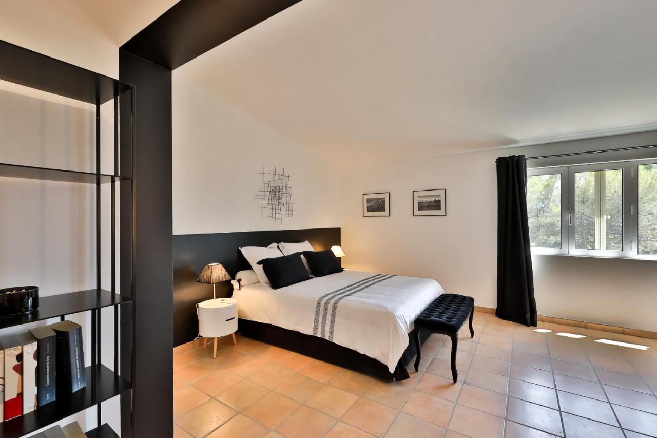 Quintessence Provence Bed & Breakfast *